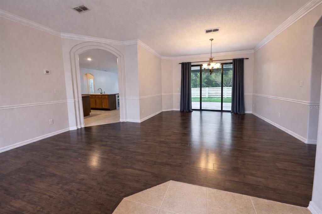 На продажу: $560,000 (4 спален, 3 ванн, 2589 Квадратных фут)