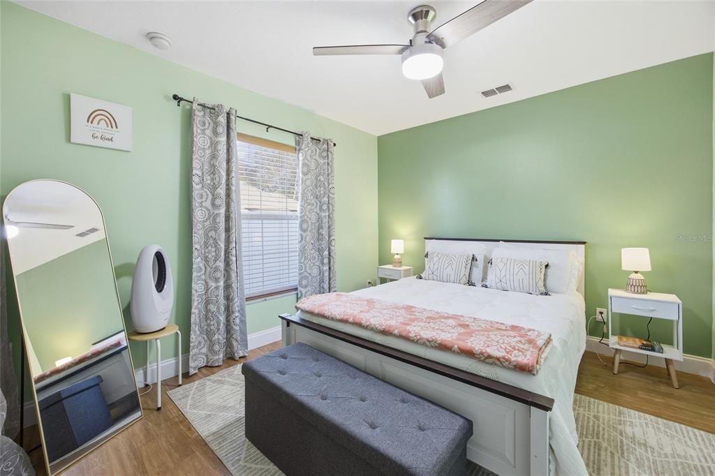 For Sale: $255,000 (3 beds, 2 baths, 1643 Square Feet)