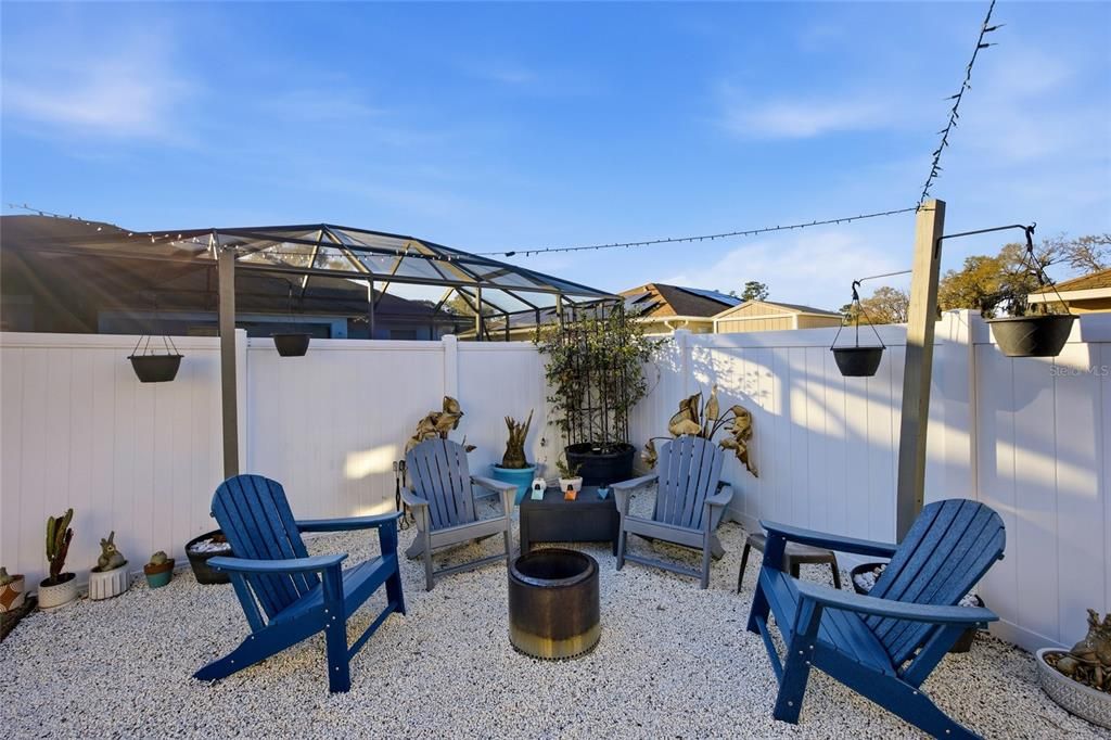 For Sale: $255,000 (3 beds, 2 baths, 1643 Square Feet)