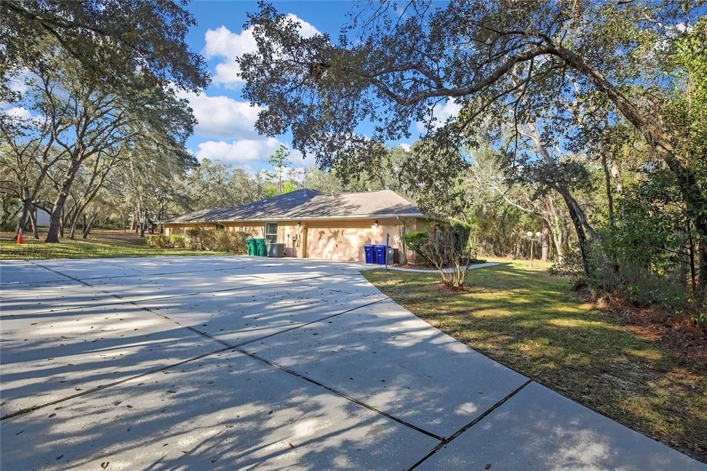For Sale: $544,900 (4 beds, 3 baths, 2163 Square Feet)
