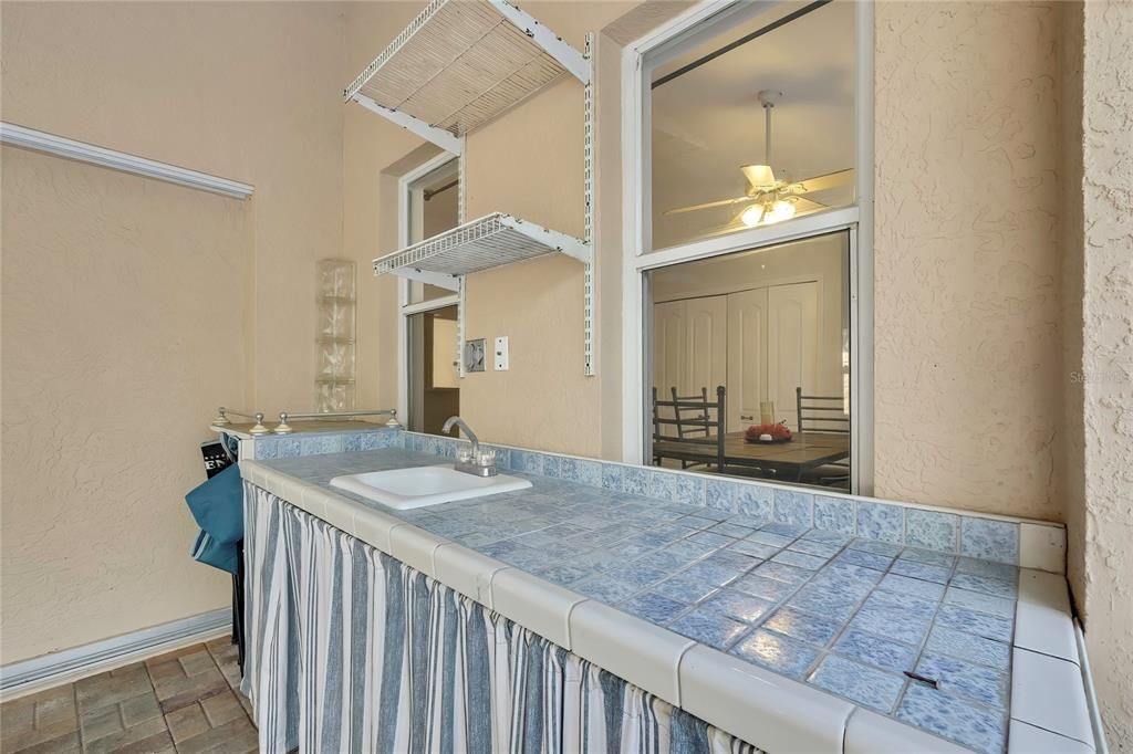 For Sale: $544,900 (4 beds, 3 baths, 2163 Square Feet)