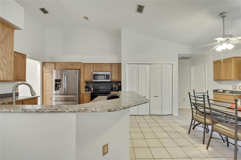 For Sale: $544,900 (4 beds, 3 baths, 2163 Square Feet)