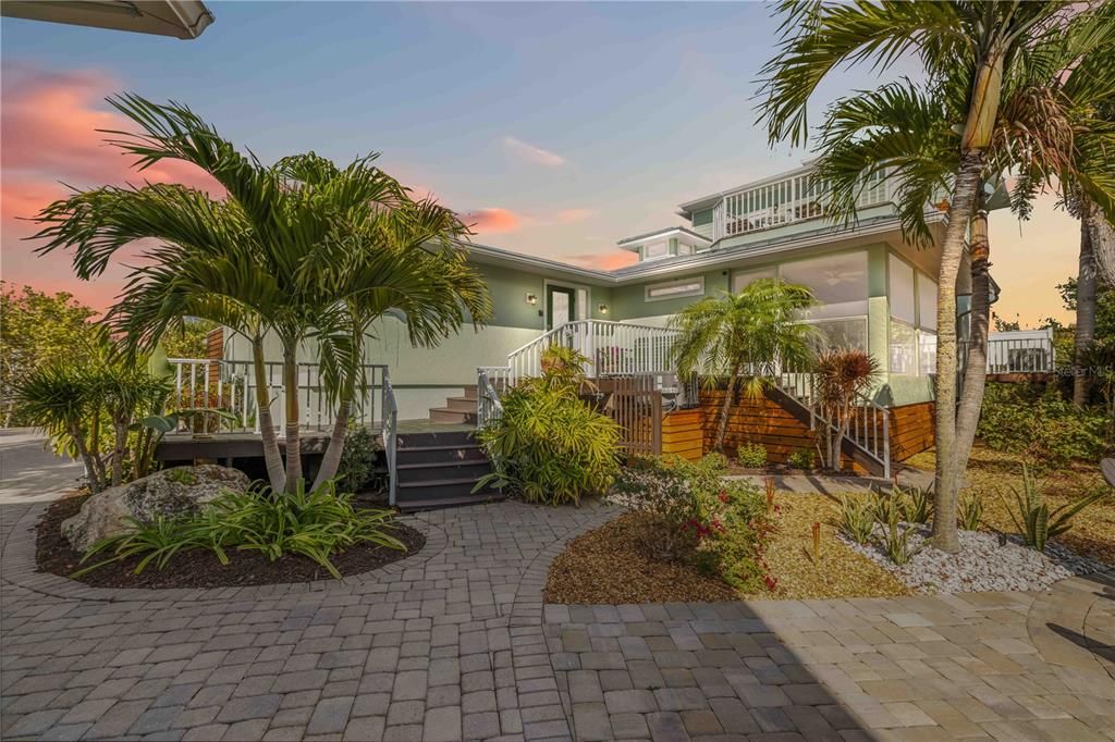 En Venta: $4,500,000 (5 camas, 5 baños, 4385.25 Pies cuadrados)
