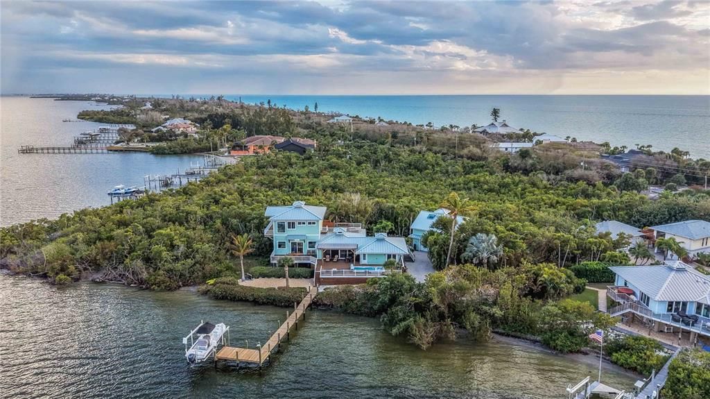 En Venta: $4,500,000 (5 camas, 5 baños, 4385.25 Pies cuadrados)
