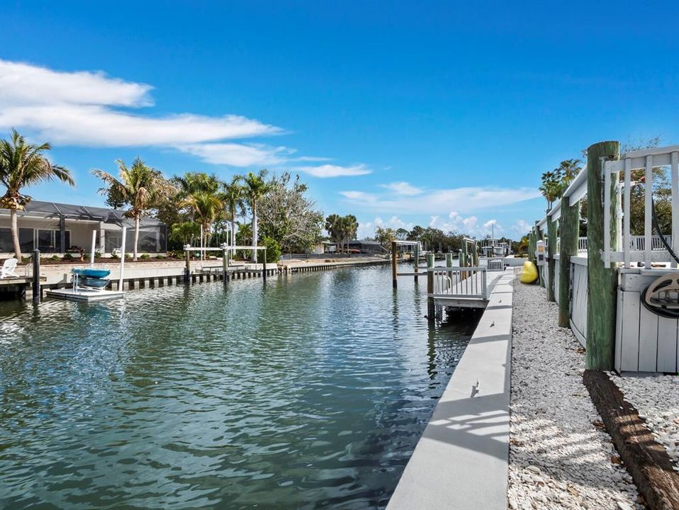 Activo con contrato: $1,890,000 (3 camas, 3 baños, 2882 Pies cuadrados)