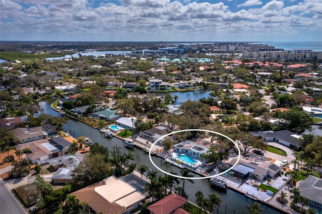 Activo con contrato: $1,890,000 (3 camas, 3 baños, 2882 Pies cuadrados)