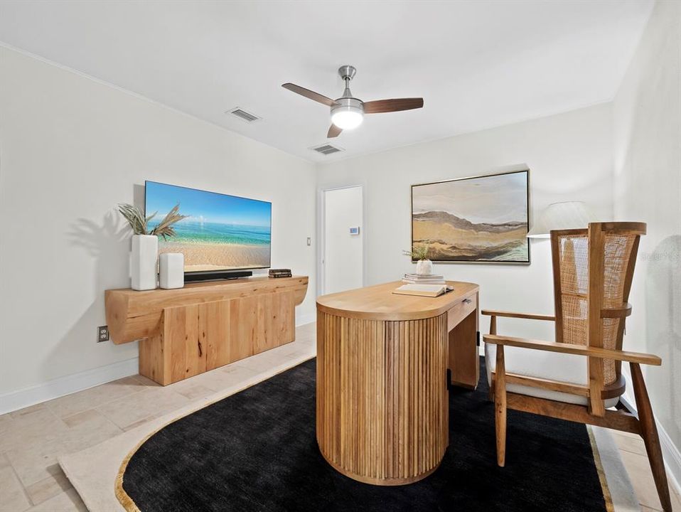 Activo con contrato: $1,890,000 (3 camas, 3 baños, 2882 Pies cuadrados)