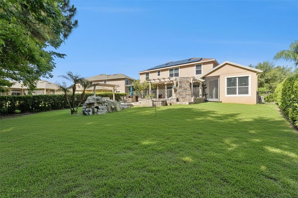 Activo con contrato: $799,900 (6 camas, 4 baños, 3554 Pies cuadrados)