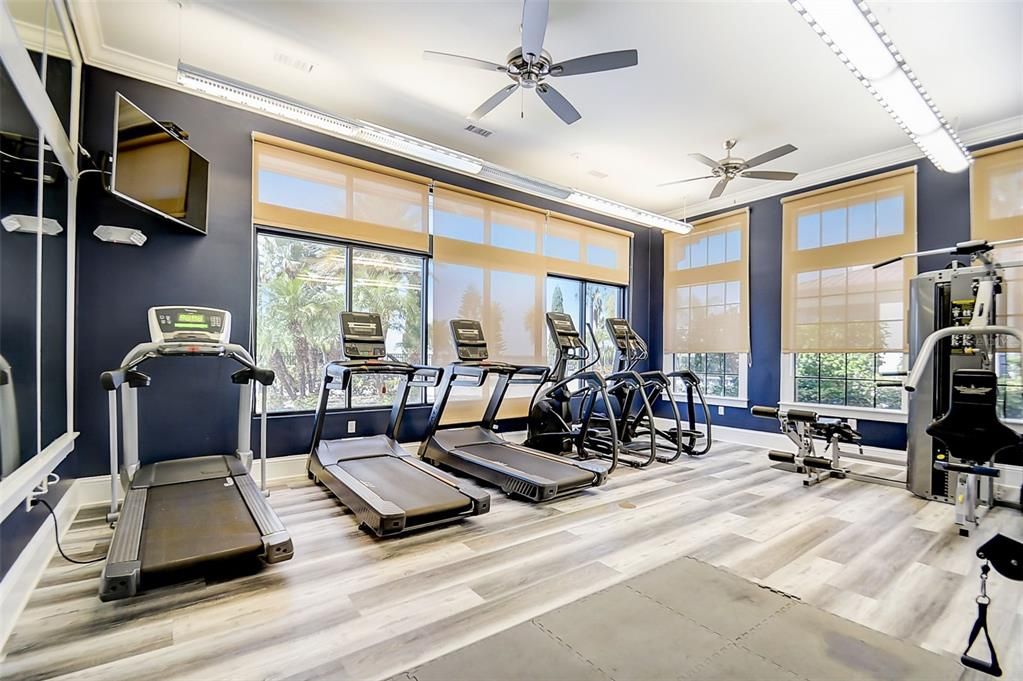 На продажу: $99,000 (0.50 acres)