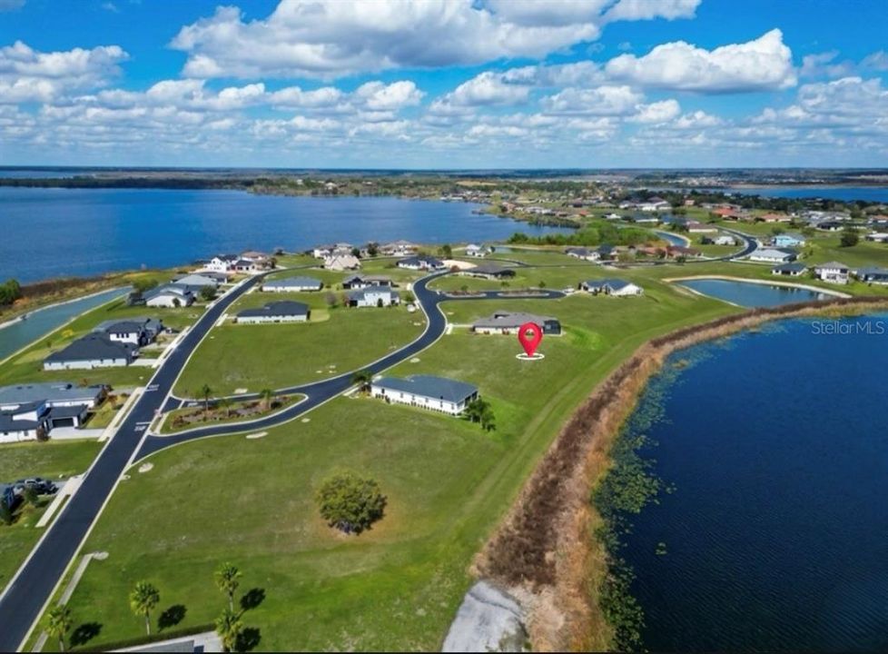 На продажу: $99,000 (0.50 acres)