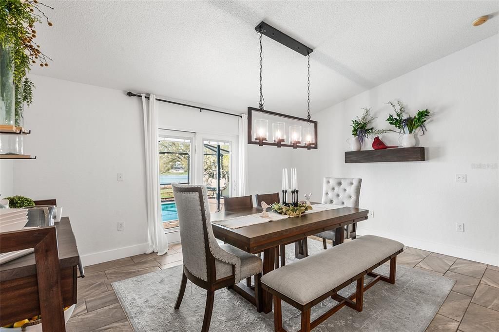 For Sale: $420,000 (3 beds, 2 baths, 1597 Square Feet)