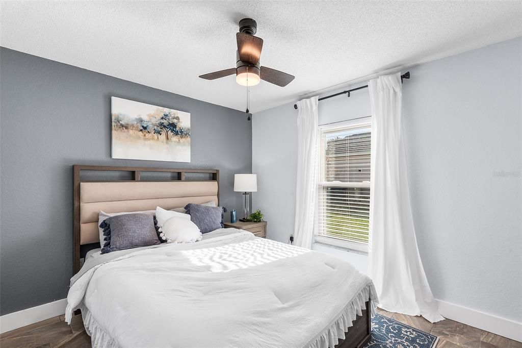 For Sale: $420,000 (3 beds, 2 baths, 1597 Square Feet)