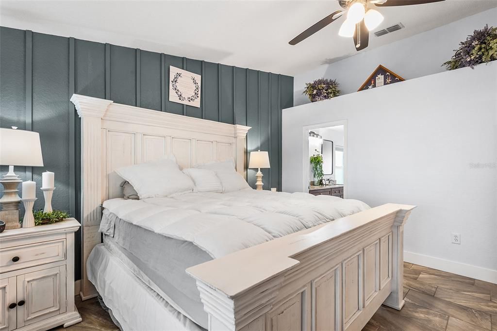 For Sale: $420,000 (3 beds, 2 baths, 1597 Square Feet)