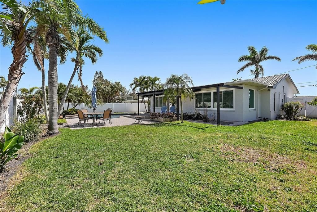 Activo con contrato: $795,000 (3 camas, 2 baños, 1783 Pies cuadrados)