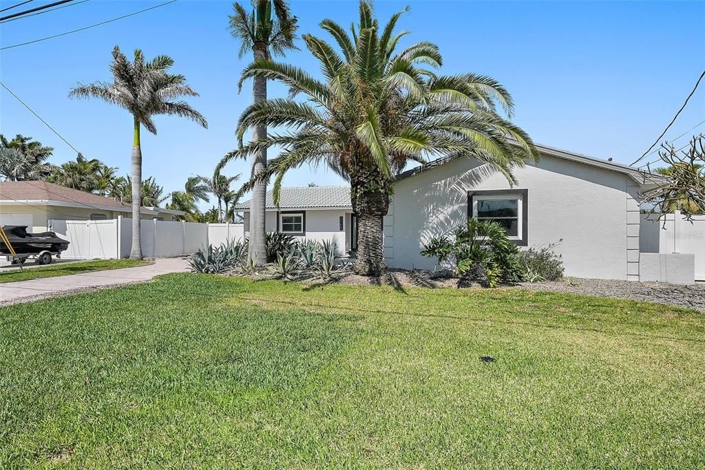 Activo con contrato: $795,000 (3 camas, 2 baños, 1783 Pies cuadrados)