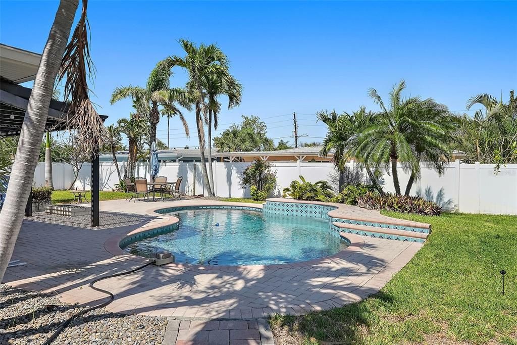 Activo con contrato: $795,000 (3 camas, 2 baños, 1783 Pies cuadrados)