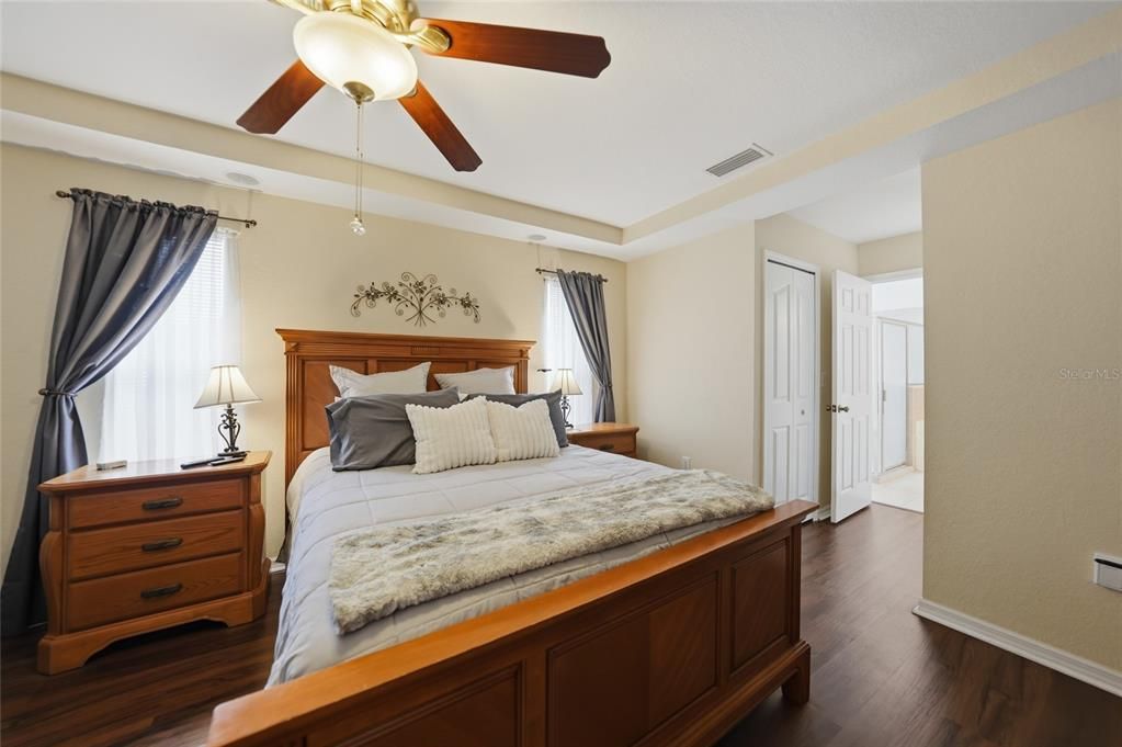 Activo con contrato: $289,900 (3 camas, 2 baños, 1776 Pies cuadrados)