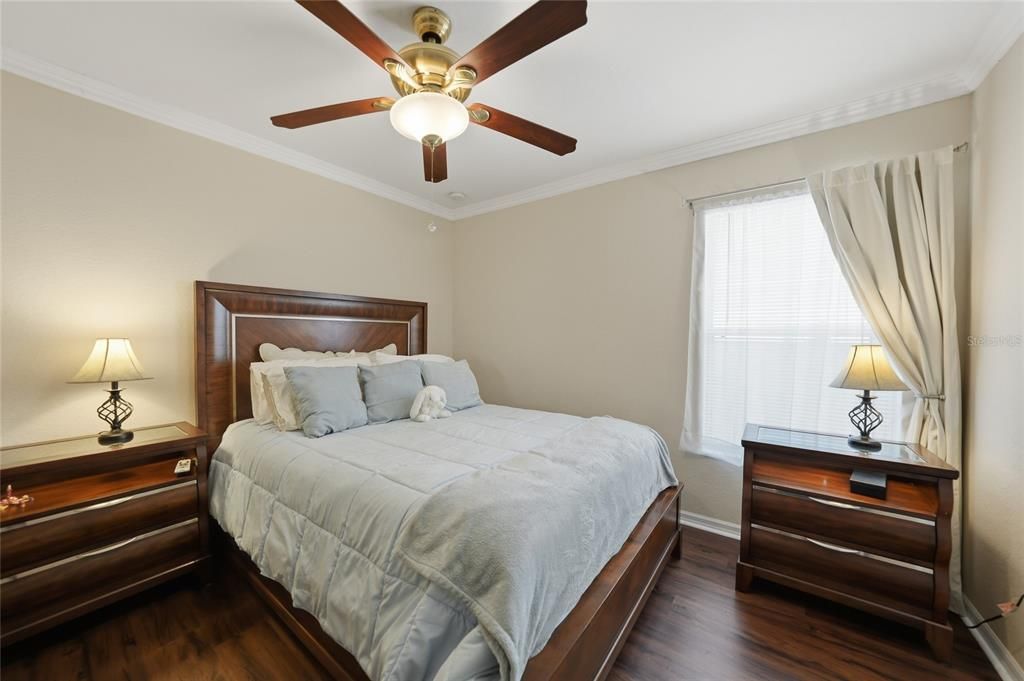Activo con contrato: $289,900 (3 camas, 2 baños, 1776 Pies cuadrados)