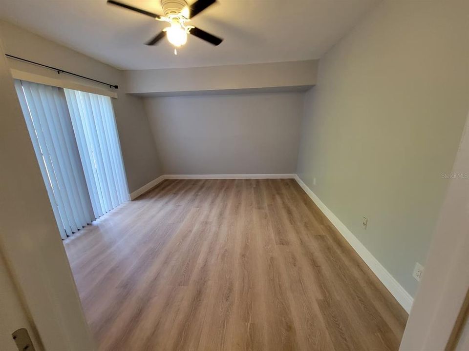 Activo con contrato: $1,800 (2 camas, 2 baños, 1272 Pies cuadrados)
