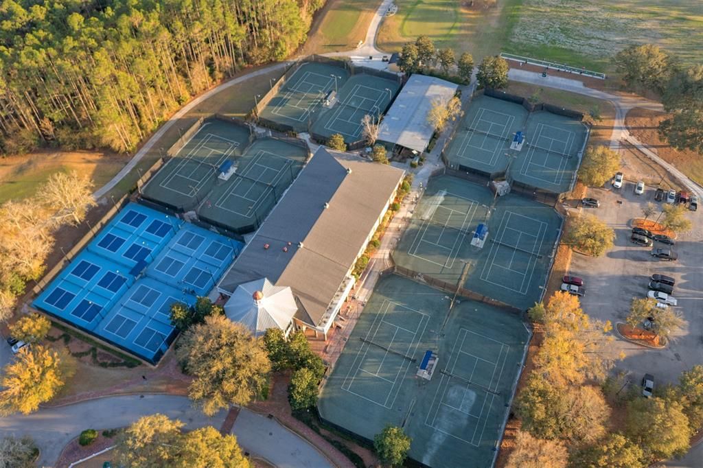 En Venta: $394,900 (4 camas, 2 baños, 2492 Pies cuadrados)