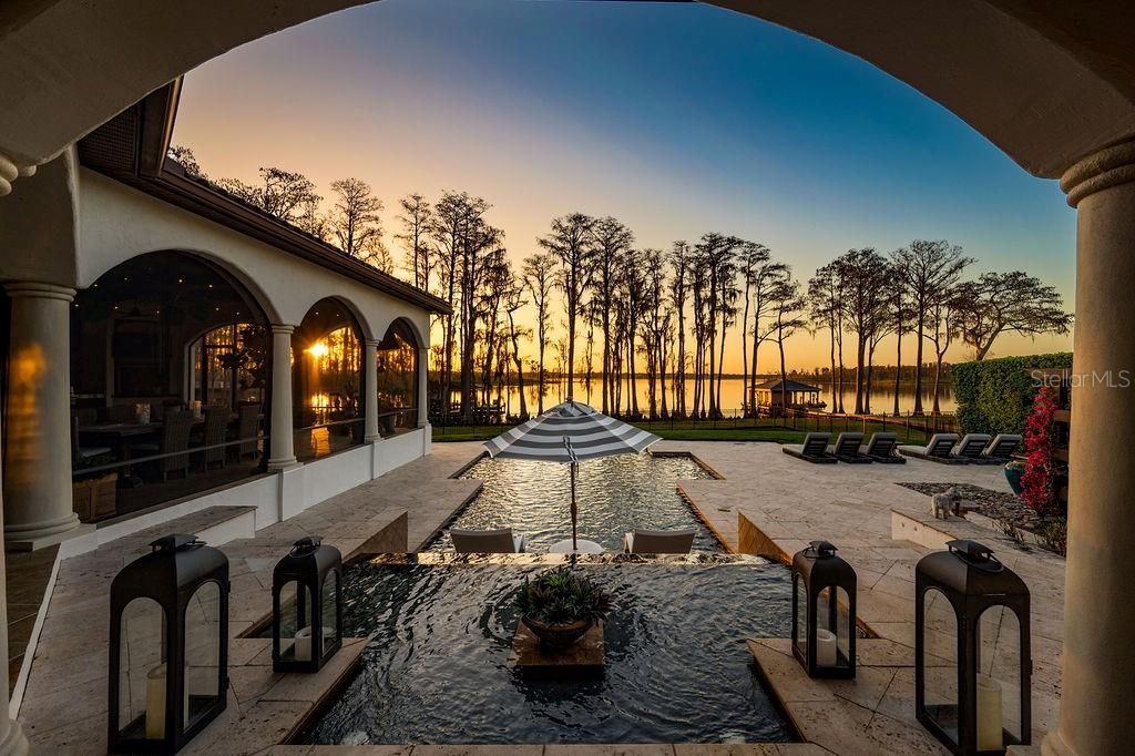 Vendido Recientemente: $7,250,000 (5 camas, 5 baños, 7607 Pies cuadrados)