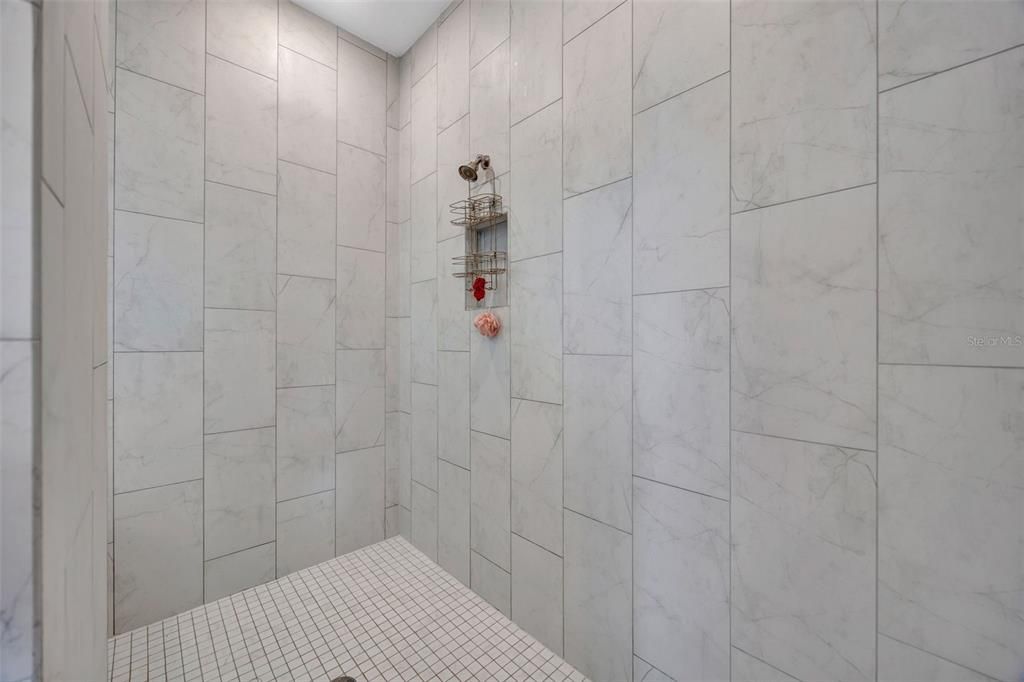 Active With Contract: $944,900 (4 beds, 3 baths, 3033 Square Feet)