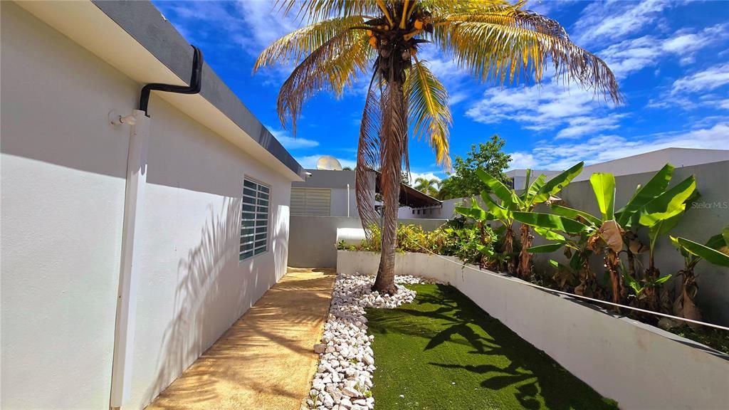 En Venta: $420,000 (4 camas, 3 baños, 2153 Pies cuadrados)