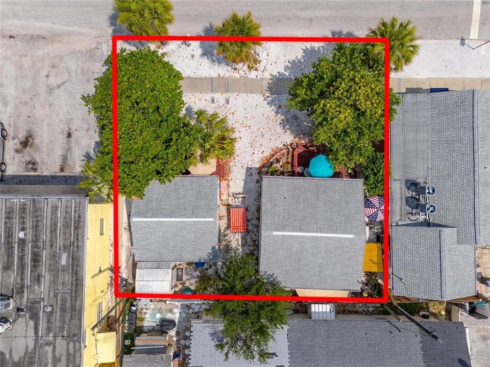 На продажу: $450,000 (0.09 acres)