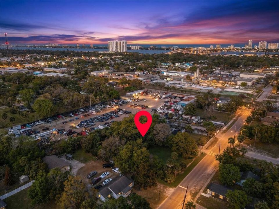 En Venta: $137,000 (0.49 acres)