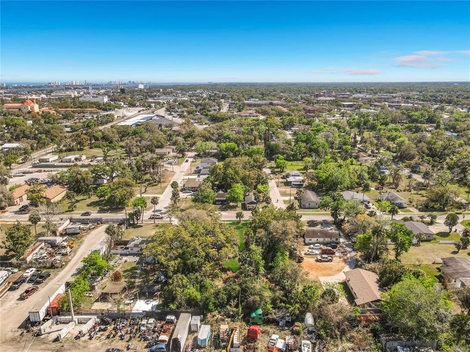 En Venta: $137,000 (0.49 acres)