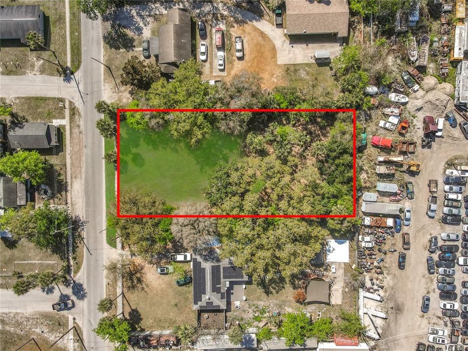 En Venta: $137,000 (0.49 acres)