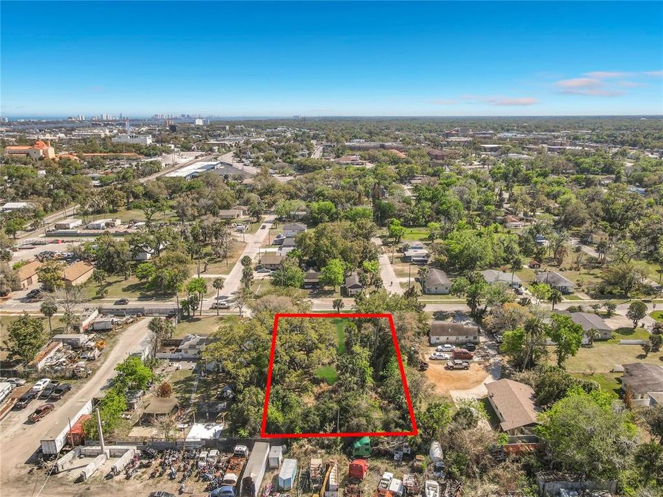 En Venta: $137,000 (0.49 acres)