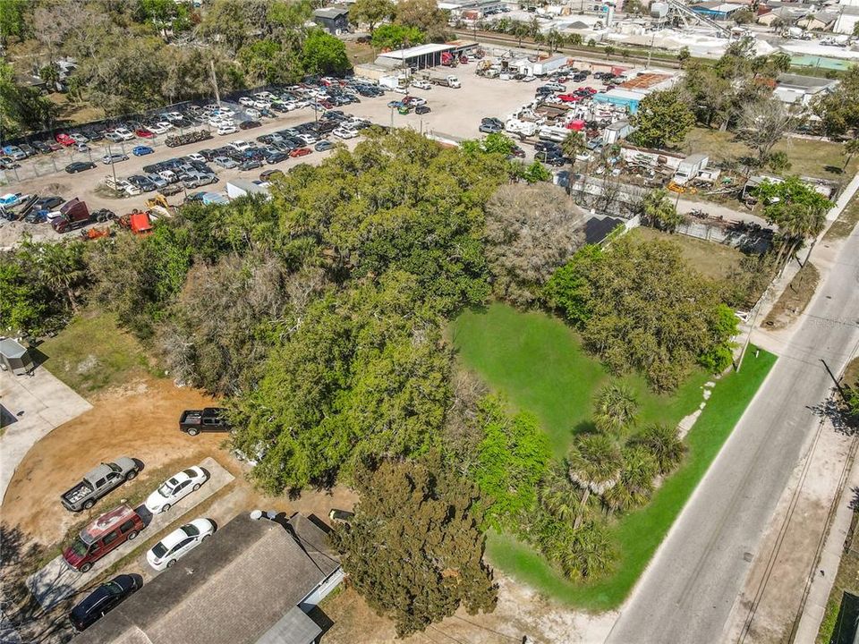 En Venta: $137,000 (0.49 acres)