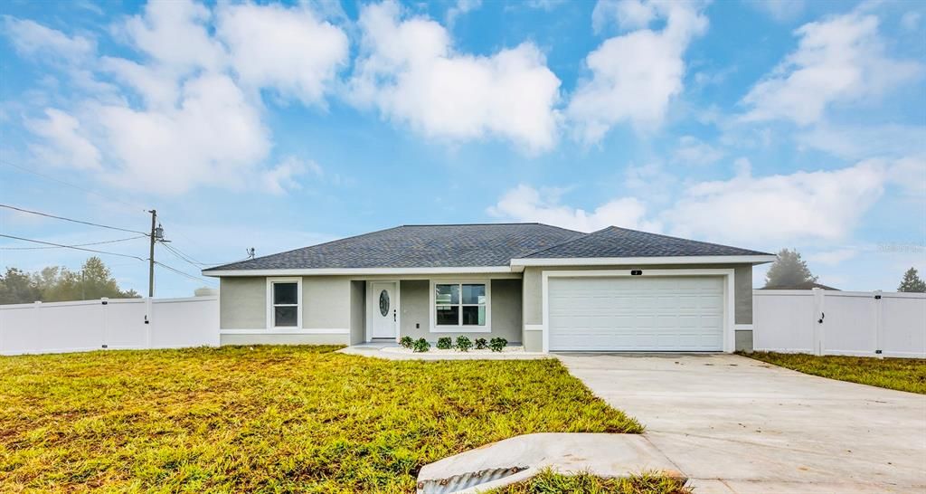 Recently Sold: $278,900 (3 beds, 2 baths, 1439 Square Feet)