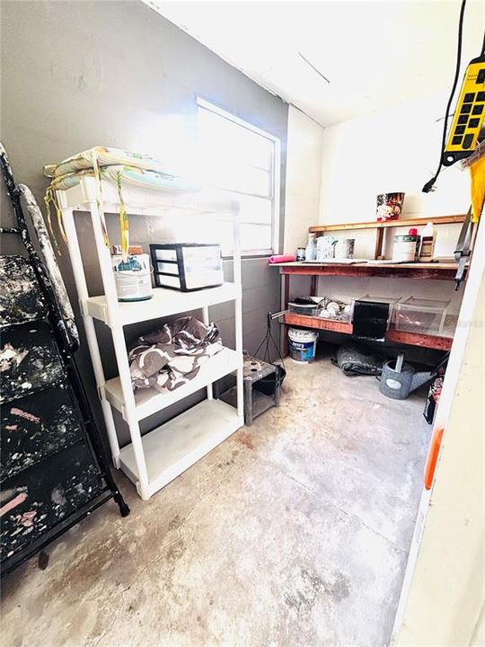 На продажу: $259,900 (2 спален, 1 ванн, 1021 Квадратных фут)