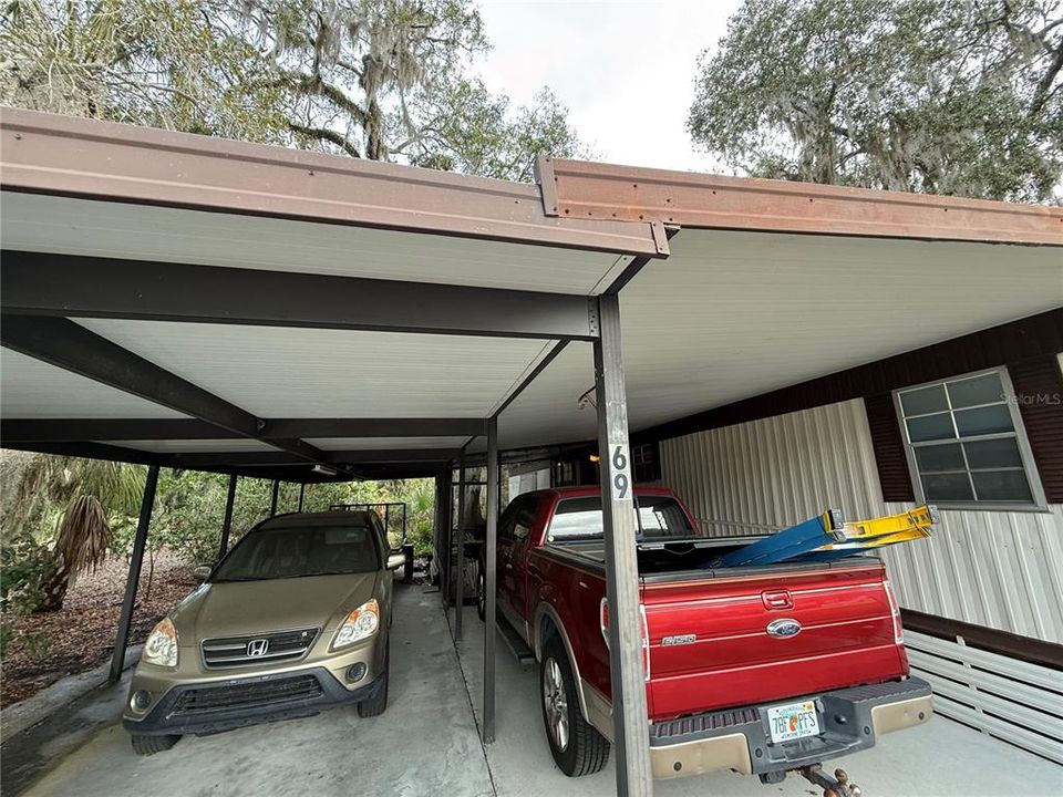 For Sale: $144,999 (2 beds, 2 baths, 1015 Square Feet)