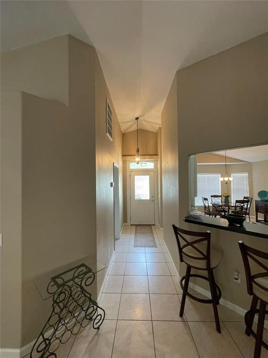 For Sale: $325,000 (2 beds, 2 baths, 1647 Square Feet)