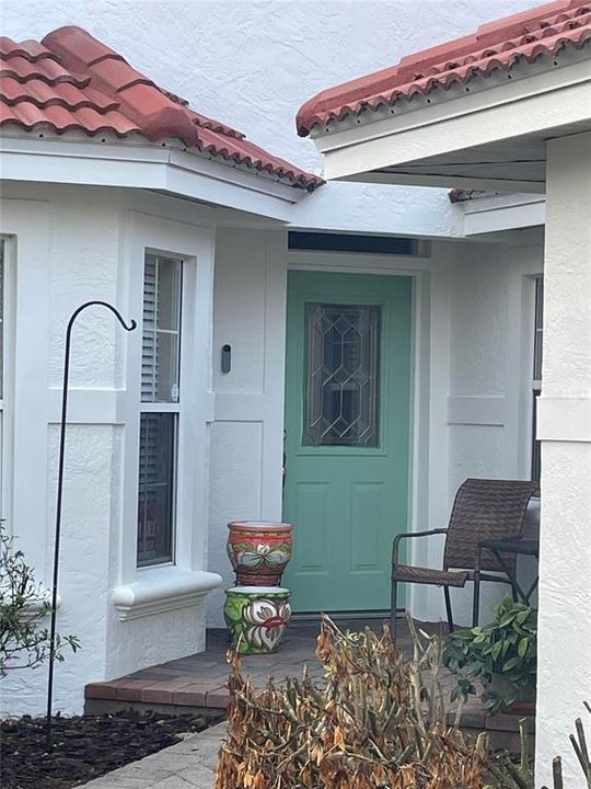 For Sale: $325,000 (2 beds, 2 baths, 1647 Square Feet)
