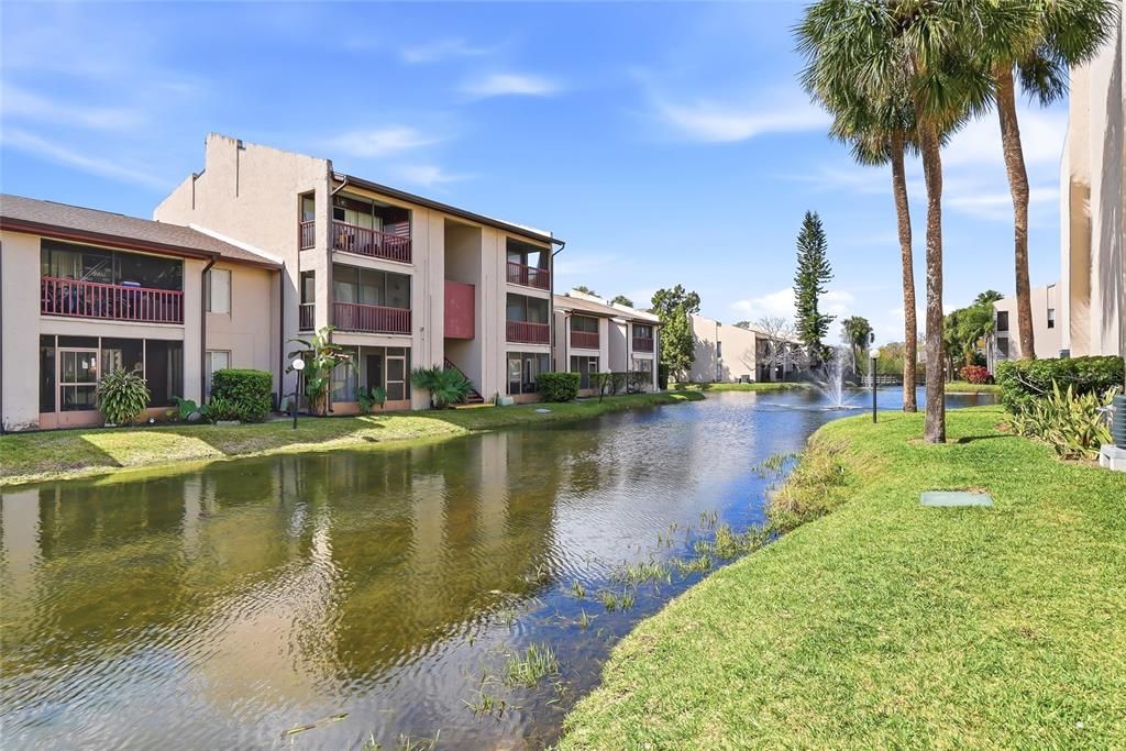 For Sale: $95,000 (1 beds, 1 baths, 710 Square Feet)