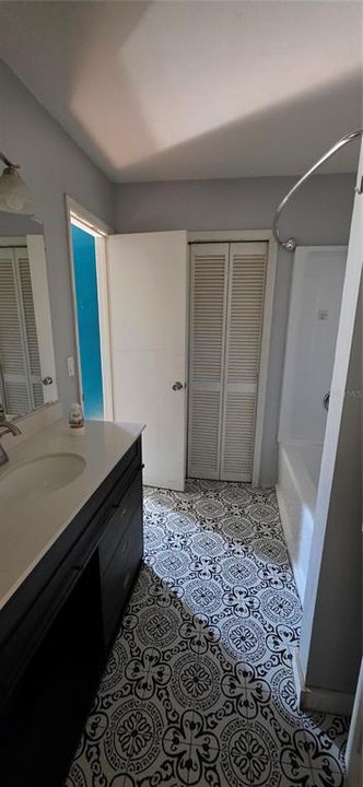 For Sale: $169,000 (3 beds, 2 baths, 1362 Square Feet)