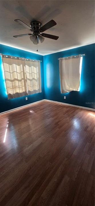 For Sale: $169,000 (3 beds, 2 baths, 1362 Square Feet)