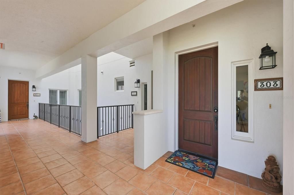 For Sale: $599,000 (2 beds, 2 baths, 1688 Square Feet)