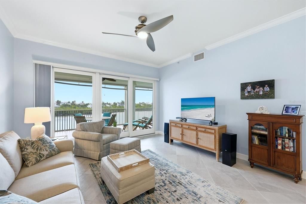 For Sale: $599,000 (2 beds, 2 baths, 1688 Square Feet)