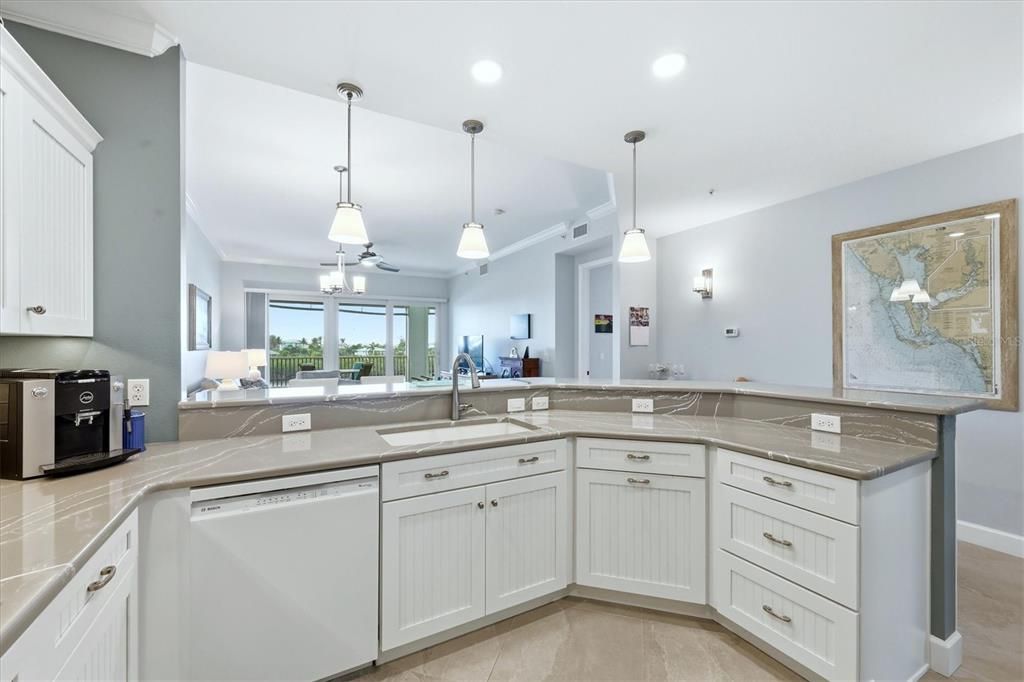 For Sale: $599,000 (2 beds, 2 baths, 1688 Square Feet)
