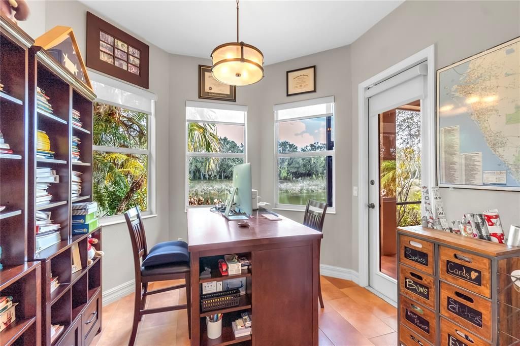 En Venta: $595,000 (3 camas, 3 baños, 1840 Pies cuadrados)