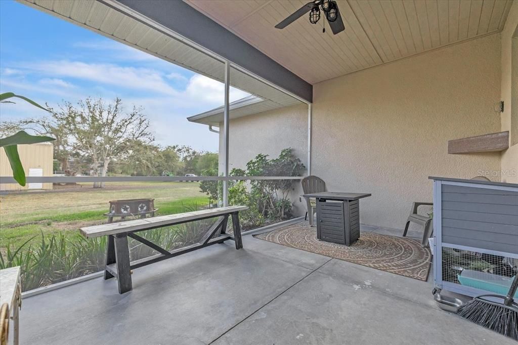 For Sale: $440,000 (3 beds, 2 baths, 1400 Square Feet)