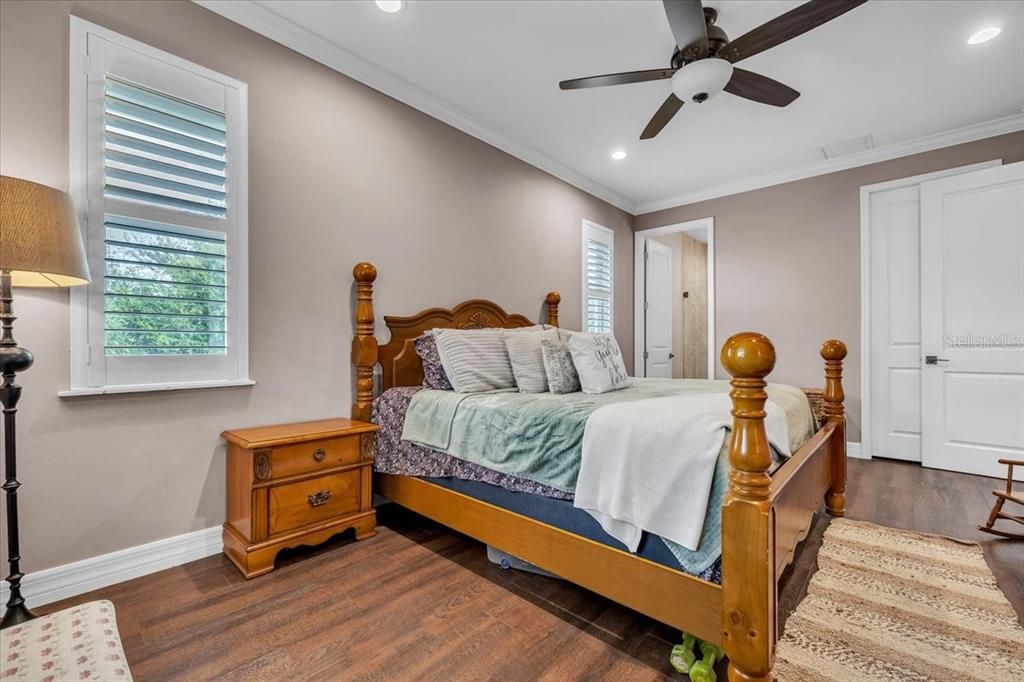 For Sale: $440,000 (3 beds, 2 baths, 1400 Square Feet)
