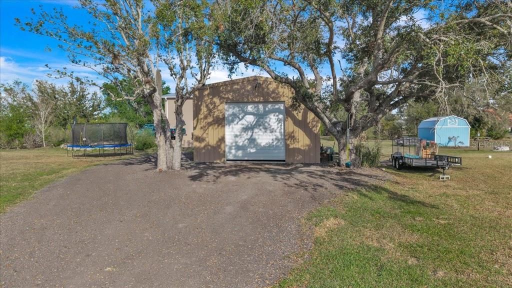 For Sale: $440,000 (3 beds, 2 baths, 1400 Square Feet)