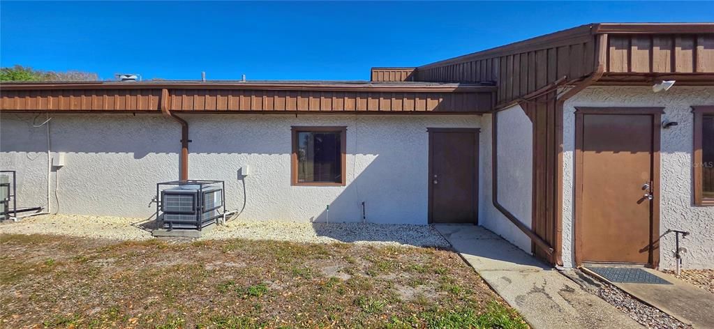 Active With Contract: $179,000 (0 beds, 0 baths, 1380 Square Feet)