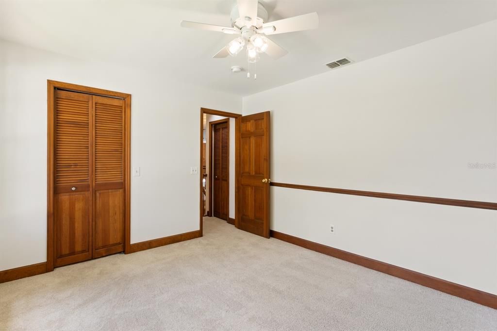 Activo con contrato: $725,000 (4 camas, 3 baños, 2964 Pies cuadrados)